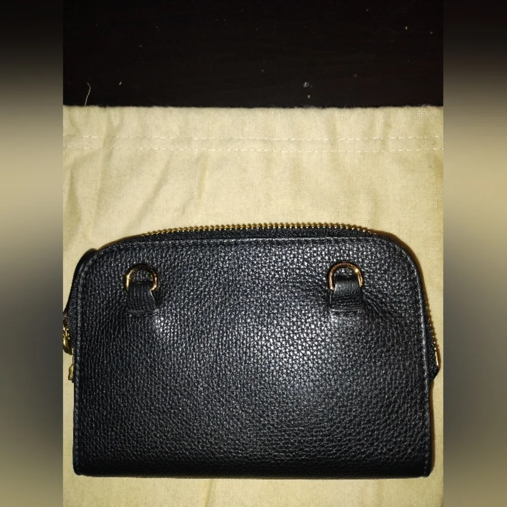 Burberry Small Black Purse/Crossbody - Picture 4 of 9